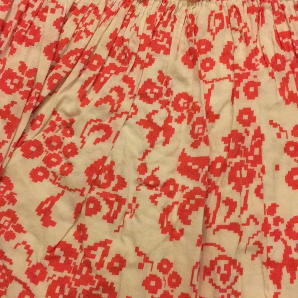 Flowy Gap skirt - Picture 3 of 3